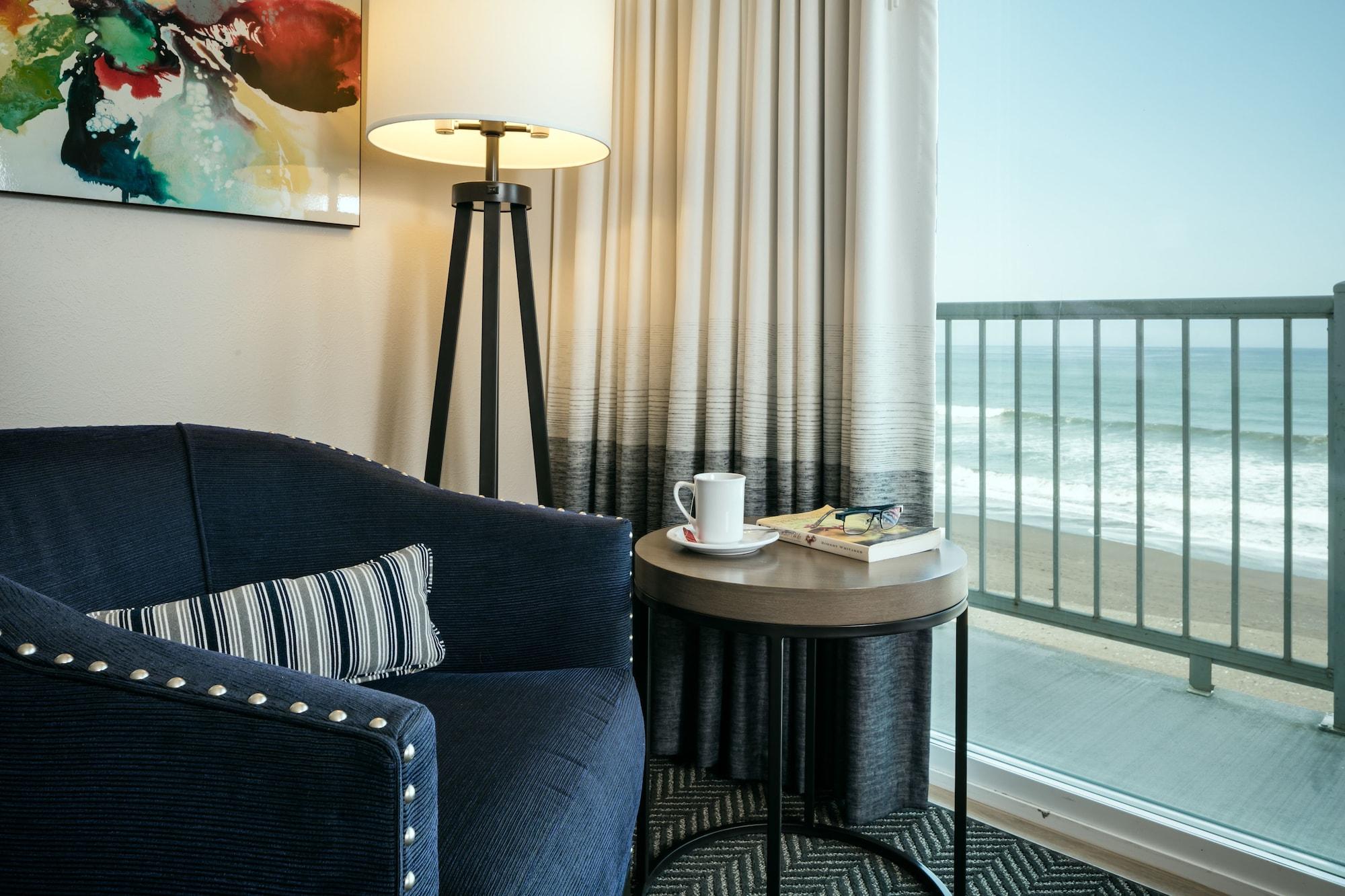 Beachfront Inn Брукингс Экстерьер фото