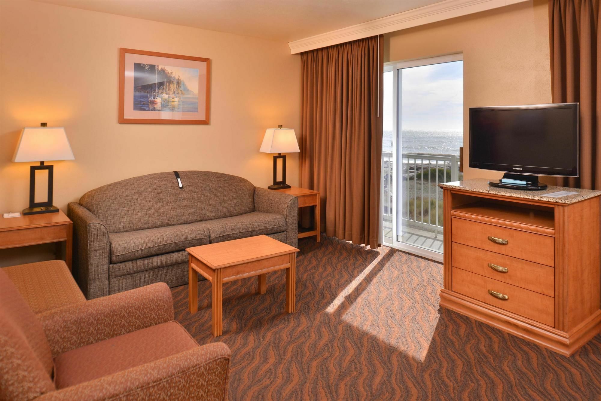 Beachfront Inn Брукингс Экстерьер фото